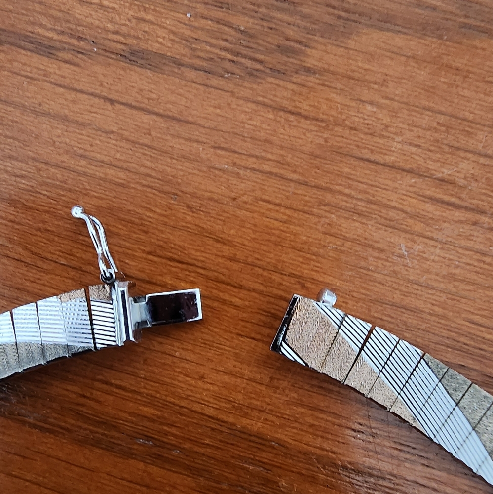 Vintage Sterling 925 tricolor necklace. Bought from Gilbert Ortega in Arizona - Picture 7 of 11